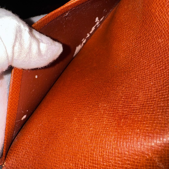 Louis Vuitton
Vintage 1998 Porte-Monnaie Tresor billet Wallet - Picture 11 of 17